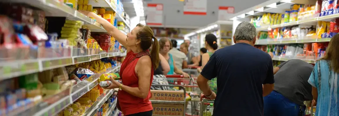 Mercado espera última alta da Selic em 2025: 14,75% ao ano