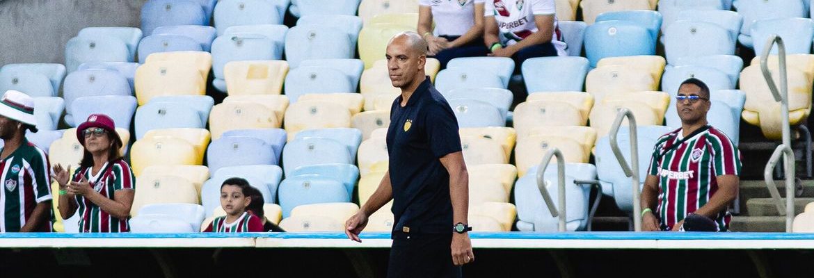 Sport demite técnico português após perder para o Fluminense