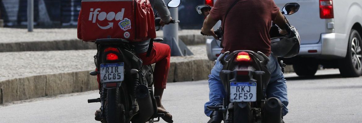 Mais de 32 milhões são autônomos informais ou trabalham sem carteira