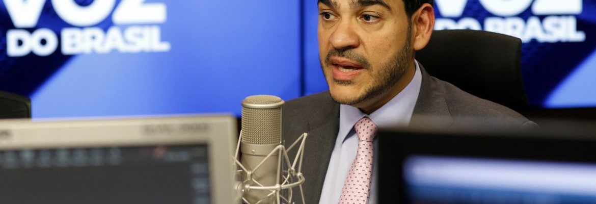 Aposentados não precisam acionar justiça por valores do INSS, diz AGU