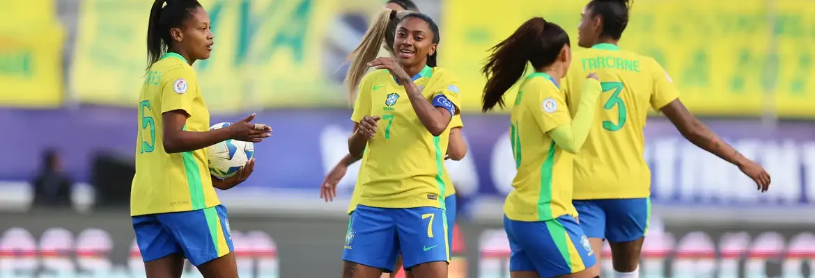 Liderada por Kerolin, seleção goleia Bolívia na Copa América