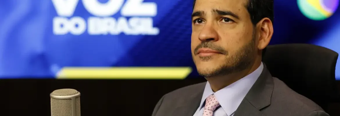 Em artigo no NY Times, Jorge Messias defende STF e soberania do Brasil