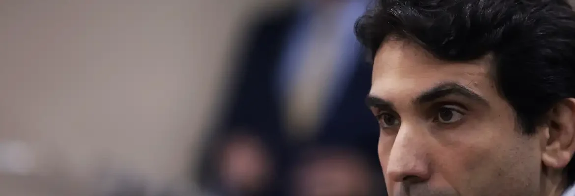 Taxa de juros deve ficar alta por período prolongado, diz Galípolo