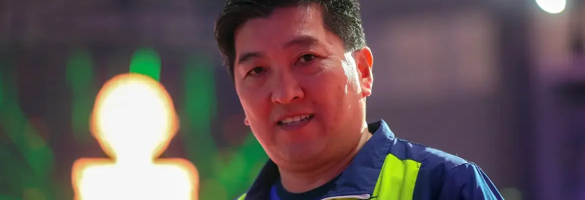 Ícone do tênis de mesa, Hugo Hoyama passa por cirurgia após infarto