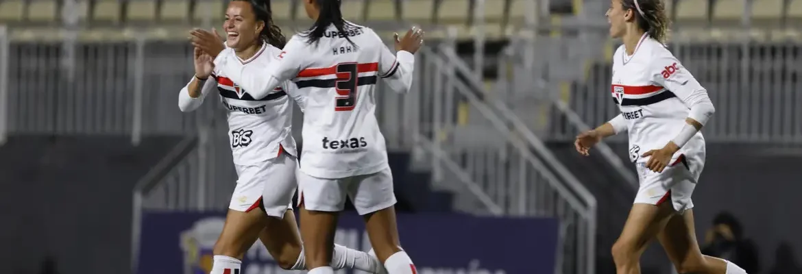 São Paulo vence clássico e avança na Copa do Brasil Feminina