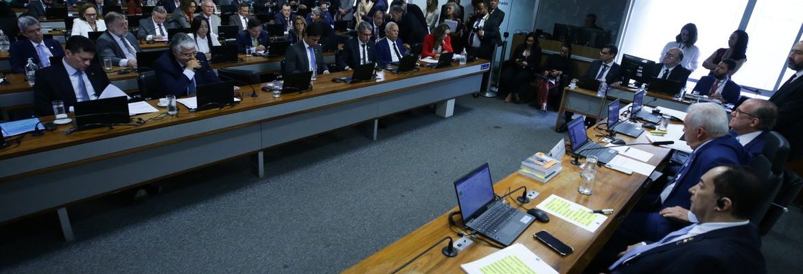 CCJ do Senado rejeita PEC da Blindagem por unanimidade
