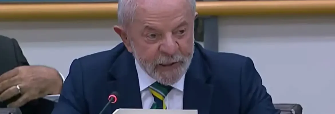 Lula diz que gestor que deixa obra parada deve ser preso