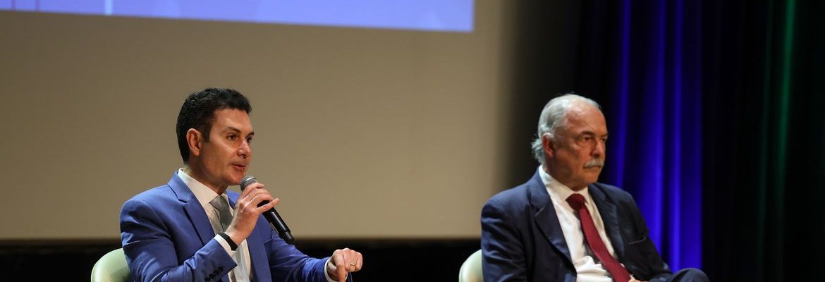 Ministros defendem mais parcerias em investimentos em infraestrutura